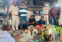 नकली शराब फैक्टी का उद्भेदन सामान बरामद, चार गिरफ्तार