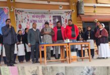 नया साल के आगमन को लेकर संत थॉमस हाई स्कूल रत्नपुरवा के प्रांगण में किया गया मिलन समारोह का आयोजन