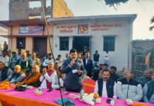 चखनी बाजार में विजयी विधायकों व केंद्रीय मंत्री का भव्य सम्मान, विकास की सौगातों का ऐलान