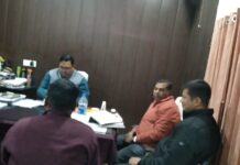 जिला निर्देशक ने पदाधिकारी, कर्मियों को किसान पंजीकरण जल्द पूरा करने का दिया निर्देश