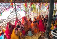 अखंड राम धुन कीर्तन का हुआ आयोजन, राम धुन पर झूमे श्रद्धालु।