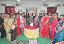 21वीं वाहिनी बगहा के संदीक्षा परिवार द्वारा 08 मार्च को के अवसर पर नारी सशक्तिकरण एवं जागरूकता को लेकर विशेष कार्यक्रम का आयोजन किया गया।