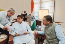 शास्त्रीबगर–बेलवनिया पुल निर्माण को लेकर सांसद ने केंद्रीय मंत्री से की मुलाकात