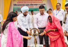 बगहा-01 प्रखंड कार्यालय परिसर में प्रशासन आपके द्वार कार्यक्रम का भव्य एवं सफल आयोजन सम्पन्न।