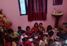 बालविकास परियोजना पदाधिकारी ने आंगनबाड़ी केन्द्रो का किया जाँच