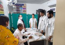 पीएचसी बगहा दो में प्रधानमंत्री मातृत्व शिविर में 176 गर्भवती महिलाओं का हुआ जांच