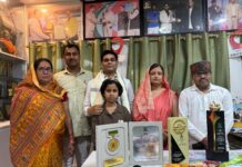 बगहा में होमियो कैंसर विशेषज्ञ डॉ. पदम भानु सिंह सम्मानित