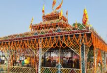 बरवा सेमरा घाट पर भक्ति की गूंज, 5051 कुंवारी कन्याओं ने निकाली भव्य कलश यात्रा।