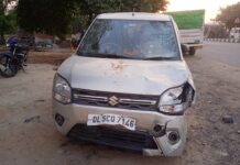 बाइक और कार की टककर मे ,दो बाइक सवार हुए घायल एक की हुई मौत एक की इस्थिति चिंता जनक