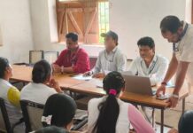 प्रभारी चिकित्सा पदाधिकारी ने एएनएम के साथ की समीक्षात्मक बैठक कर दिया आवश्यक दिशा-निर्देश।