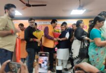 बाबू धाम ट्रस्ट के माध्यम से समाजसेवा कार्यों की जानकारी दी, जनकल्याण पर दिया जोर
