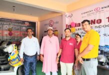 इलेक्ट्रिक व्हीकल एंड स्कूटी शोरूम का विधिवत उद्घाटन।