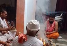 हवन के समय वार्तालाप पूर्णतः निषेध है -पं०भरत उपाध्याय
