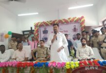 पंचायत विकास दिवस पर विकास का बिगुल! अमवा मजार पंचायत सरकार भवन का उद्घाटन, मंत्री बोले— गांव होंगे आत्मनिर्भर और पारदर्शी।