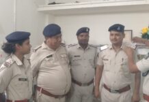 बगहा में 14 सिपाहियों को एएसआई पद पर पदोन्नति, वाल्मीकिनगर थाना के प्रमोद कुमार साह भी शामिल