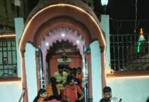 सावन की दूसरी सोमवारी पर भक्तिमय हुआ बगहा का बाबा विश्वंभरनाथ धाम