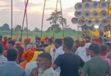 धूमधाम से निकली महावीरी अखाड़ा शोभा यात्रा।कदम कदम पर रही सुरक्षा व्यवस्था।