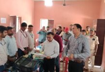 लौरिया की तीन पंचायतों में पहुंचा प्रशासन, 71 आवेदन मिले
