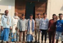 बिनही चेकपोस्ट पर शराब के नशे में तीन गिरफ्तार, चार वारंटी भी पकड़े गए