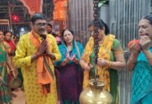 पितृ पक्ष में भजन संध्या से भक्तिमय हुआ दुर्गा मंदिर परिसर, देर रात तक झूमते रहे श्रद्धालु