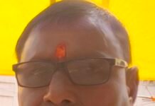 खाली जेब ने बदल दिए रिश्तों के मायने.. नरेंद्र पांडेय