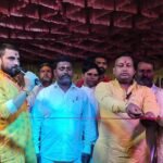 वैदिक मंत्र उच्चारण के बीच ज्ञान मंच का हुआ उद्घाटन, निशा पूजा में उमड़ी भीड़।
